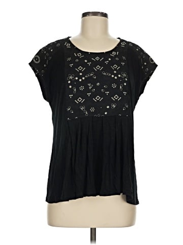 Akemi + Kin Short Sleeve Top (view 1)