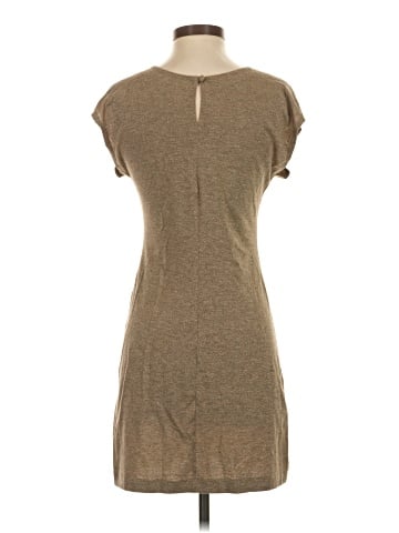 Old Navy Casual Dress (view 2)