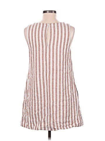 Old Navy Casual Dress (view 2)