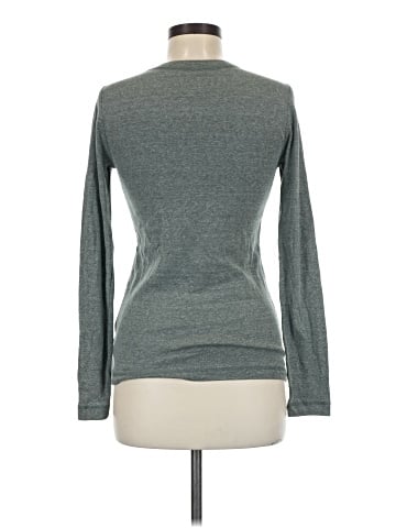 Gap Long Sleeve T-Shirt (view 2)