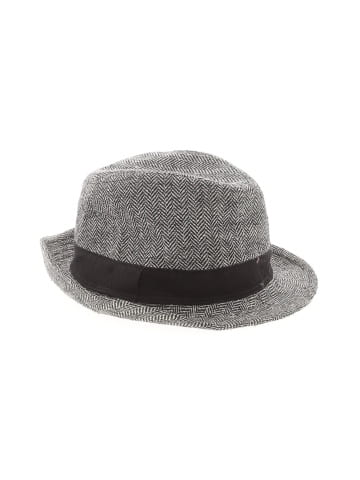 Unbranded Fedora (view 1)