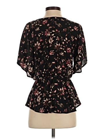 Sienna Sky Short Sleeve Blouse (view 2)