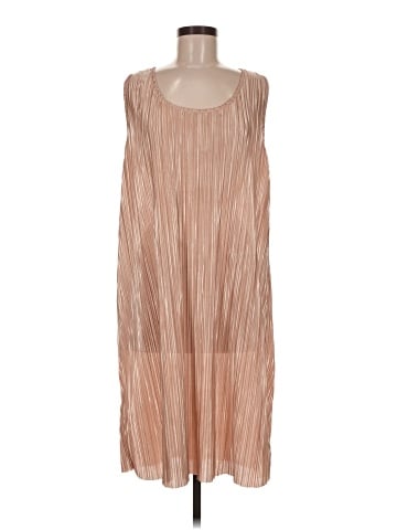 H&M Casual Dress (view 1)