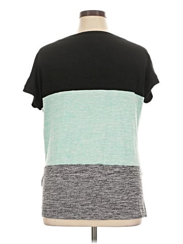 Unbranded Short Sleeve T-Shirt (view 2)