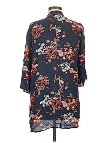 Pink Clover Kimono (view 2)