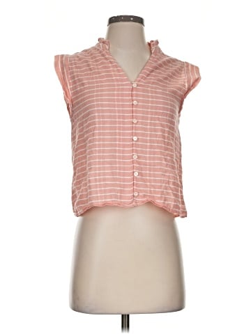 Carve Designs Sleeveless Button-Down Shirt (view 1)