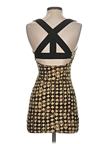 Elizabeth and James Sleeveless Top (view 2)