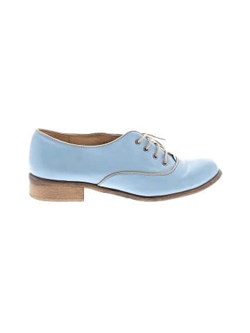 Julia B. Flats (view 1)