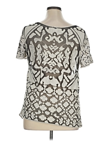 Everleigh Short Sleeve Top (view 2)