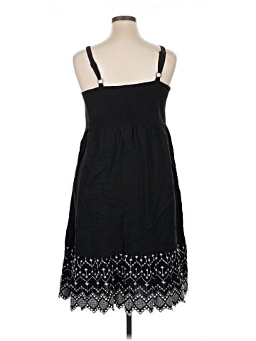 Old Navy Casual Dress (view 2)