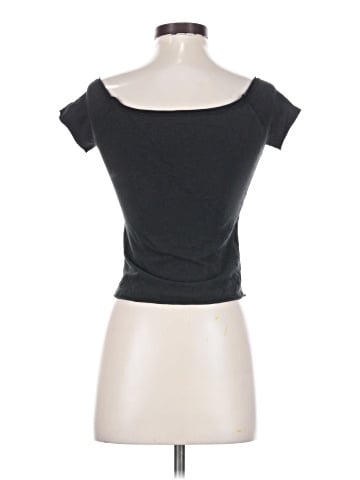 Brandy Melville Short Sleeve T-Shirt (view 2)