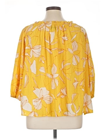 Ava & Viv 3/4 Sleeve Blouse (view 2)