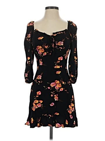 Leith Casual Dress (view 1)