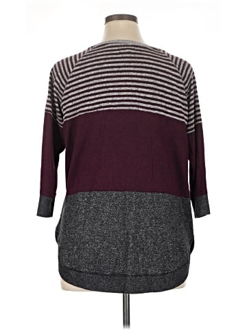 Maurices 3/4 Sleeve T-Shirt (view 2)