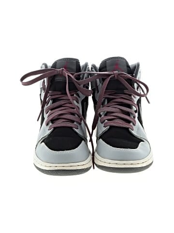 Air Jordan Sneakers (view 2)