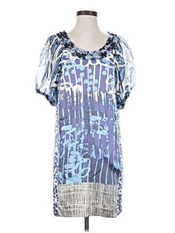 Hanii Y Casual Dress (view 1)