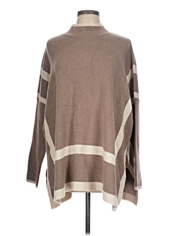 Entro Poncho (view 1)