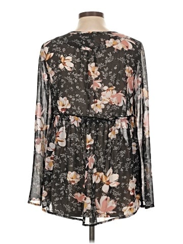 Charlotte Russe Long Sleeve Blouse (view 2)
