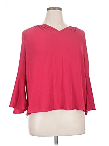 Jennifer Lopez 3/4 Sleeve Top (view 1)