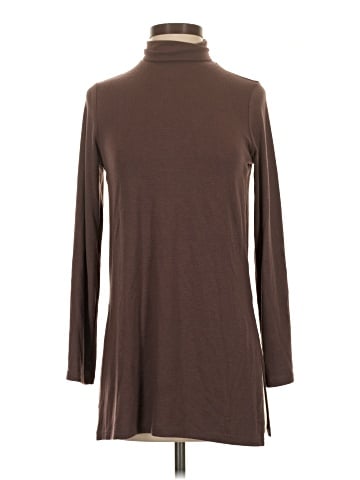 Wilfred Free Turtleneck Sweater (view 1)