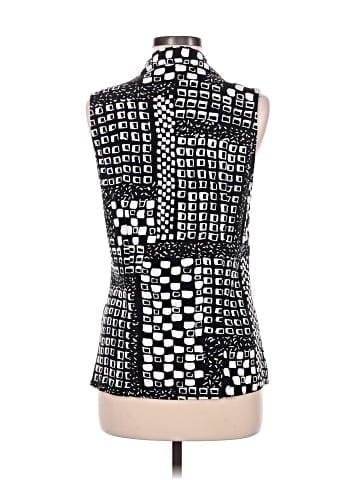 MESMERIZE Sleeveless Button-Down Shirt (view 2)