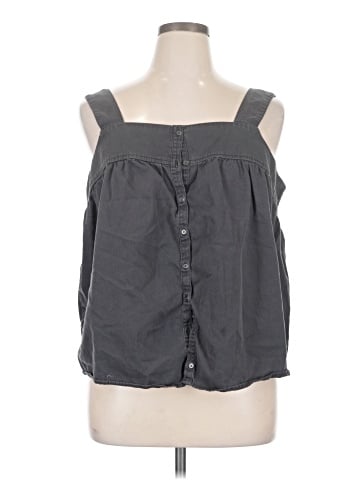 Old Navy Sleeveless Blouse (view 1)