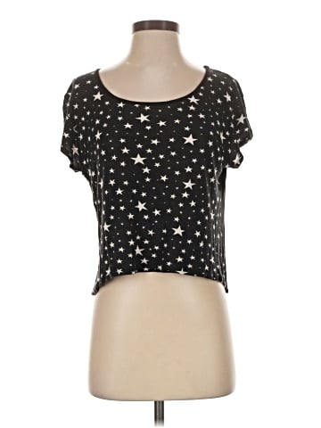 One Clothing Short Sleeve Top (view 1)