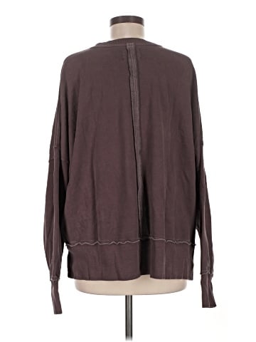 American Eagle Outfitters Pullover Sweater (view 2)