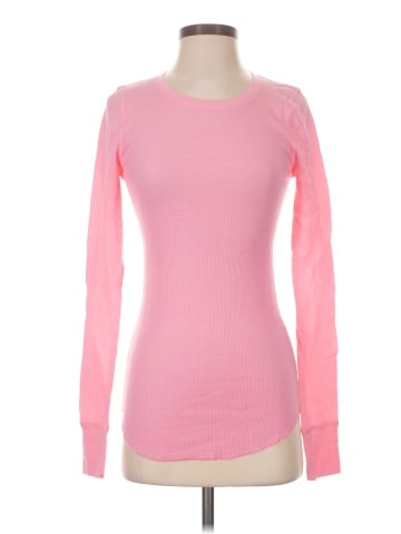 Old Navy Long Sleeve T-Shirt (view 1)