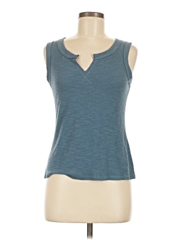 Unbranded Sleeveless T-Shirt (view 1)