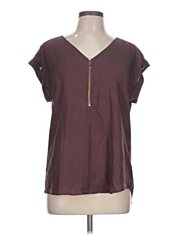 Express Outlet Short Sleeve Top (view 1)