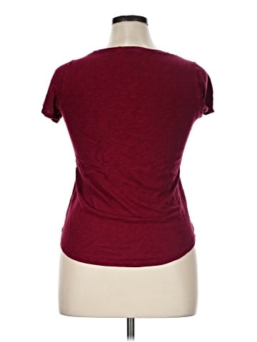 Old Navy Short Sleeve T-Shirt (view 2)