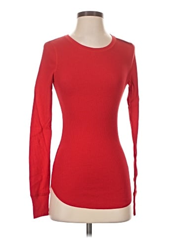 Old Navy Long Sleeve T-Shirt (view 1)