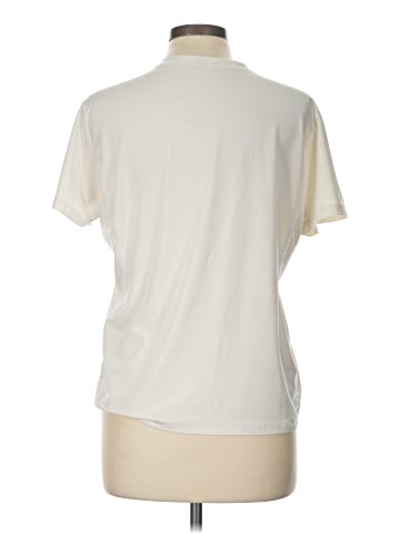 Nike Short Sleeve T-Shirt (view 2)