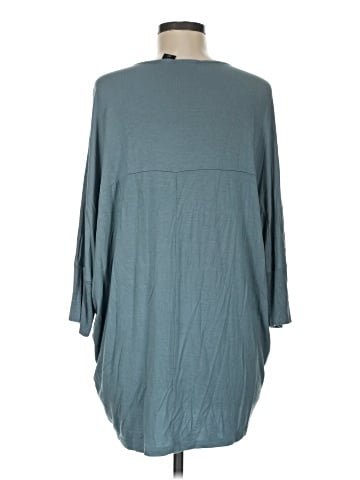 Tahari 3/4 Sleeve Top (view 2)