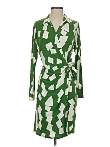Donna Morgan Casual Dress (view 1)