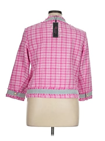 C. Wonder Jacket (view 2)
