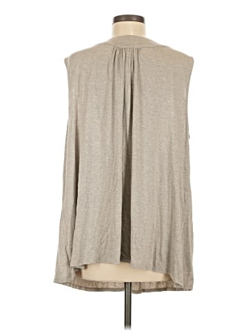Pleione Sleeveless Blouse (view 2)