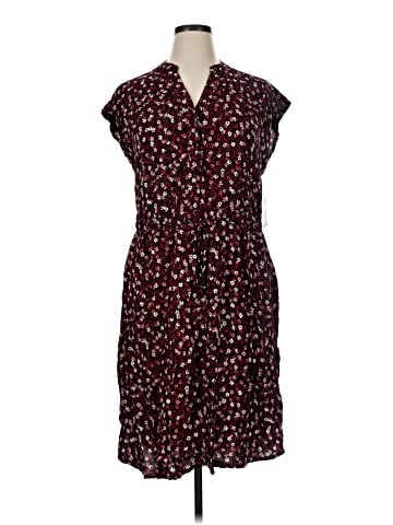 Sandra Darren Casual Dress (view 1)