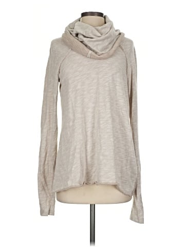 FP BEACH Pullover Sweater (view 1)