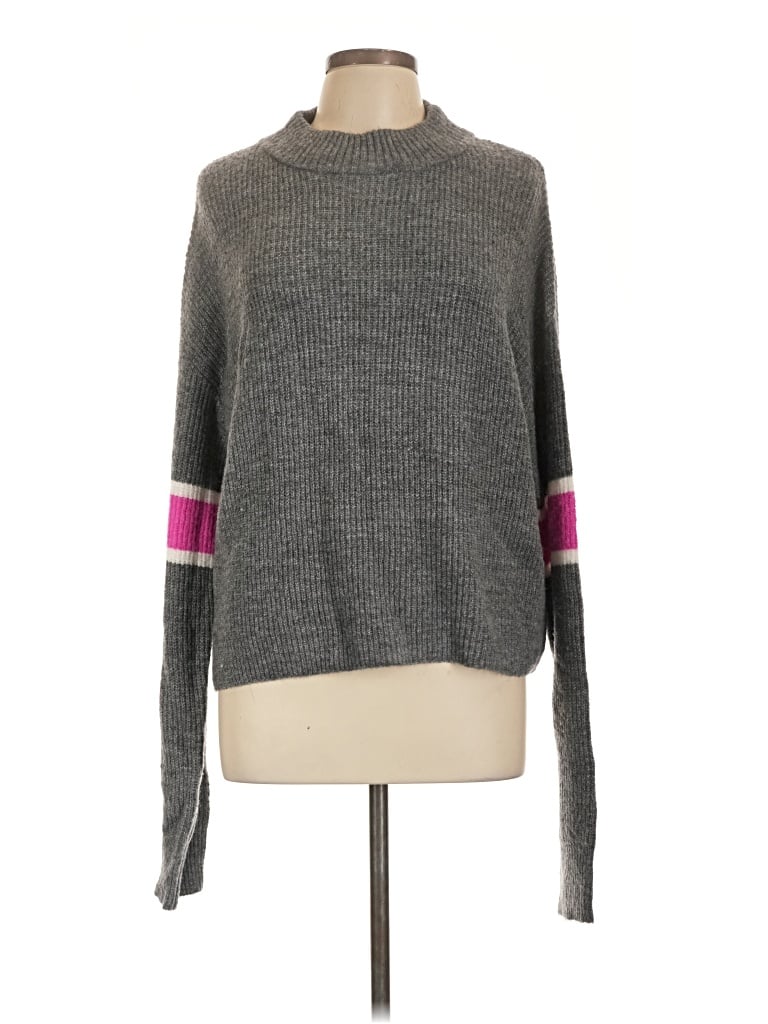 John & Jenn Pullover Sweater In Gray