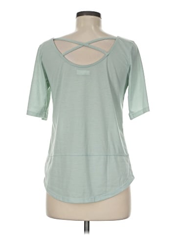 Columbia Short Sleeve Top (view 2)