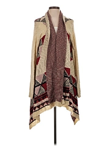 Debut Poncho (view 1)