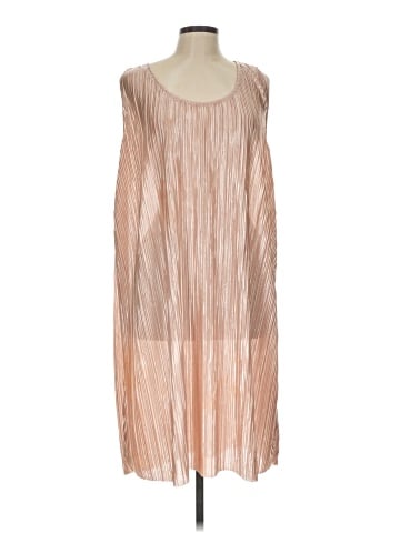 H&M Casual Dress (view 1)
