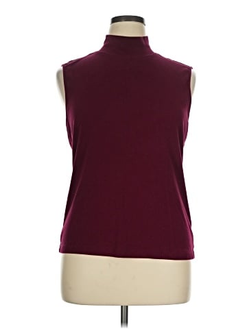 Karen Scott Sleeveless T-Shirt (view 1)