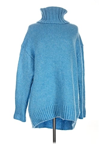 American Eagle Outfitters Turtleneck Sweater (view 1)