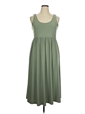 Simply Vera Vera Wang Casual Dress (view 1)