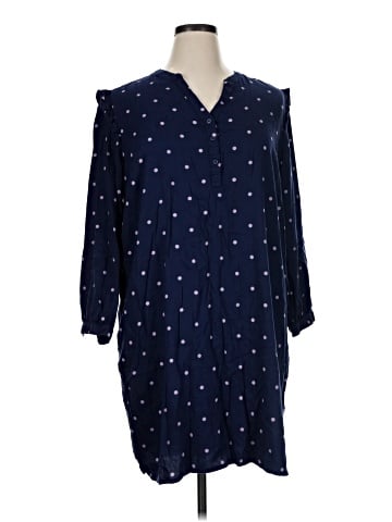 Old Navy Casual Dress (view 1)