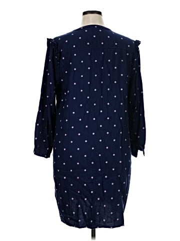 Old Navy Casual Dress (view 2)