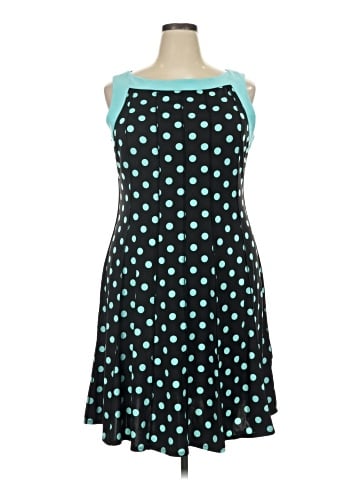 Chelsea Suite Cocktail Dress (view 1)